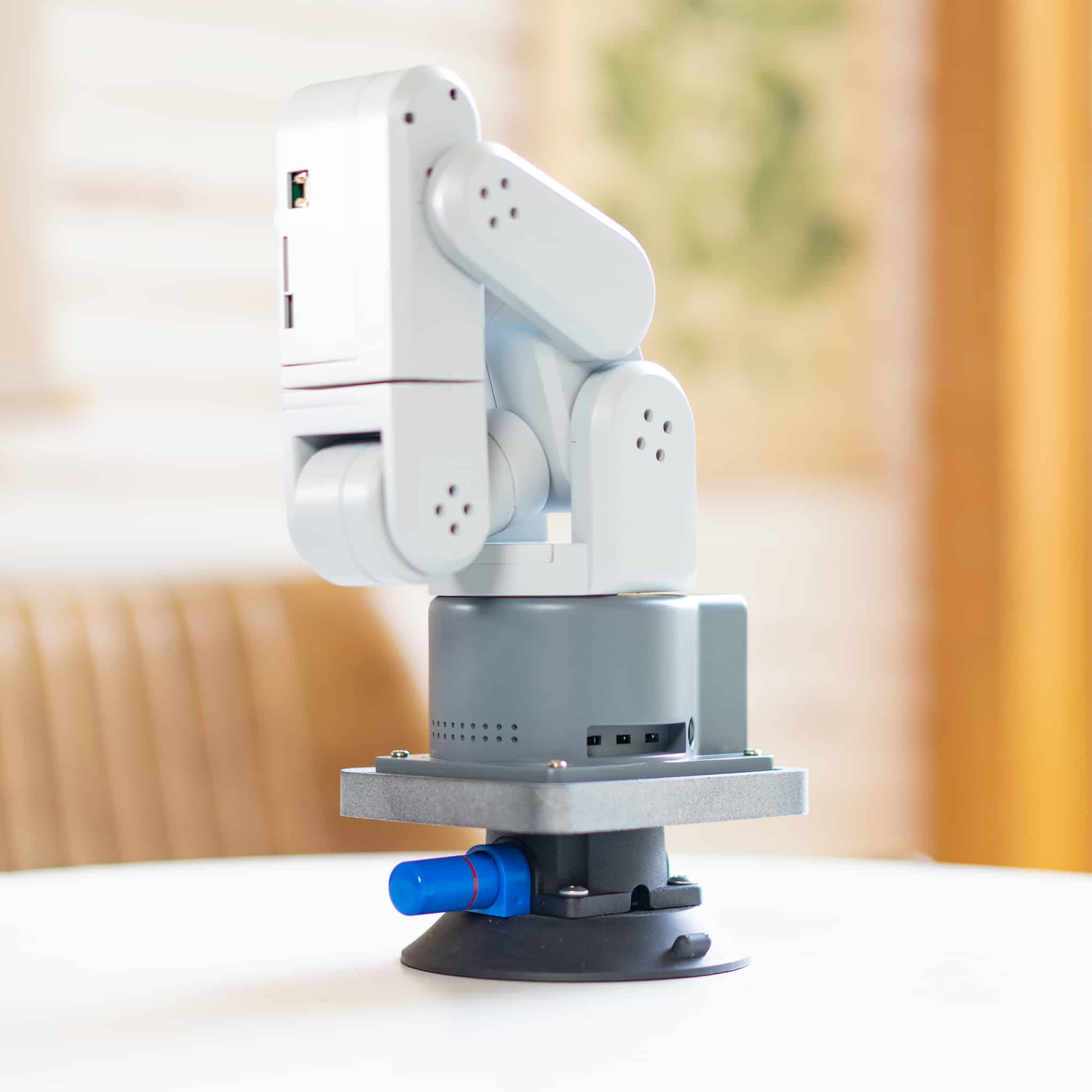 Fil robotik mechArm 270 Pi 6 e - Robotic Arm 6 Axis Desktop incelemesi ve fiyatı